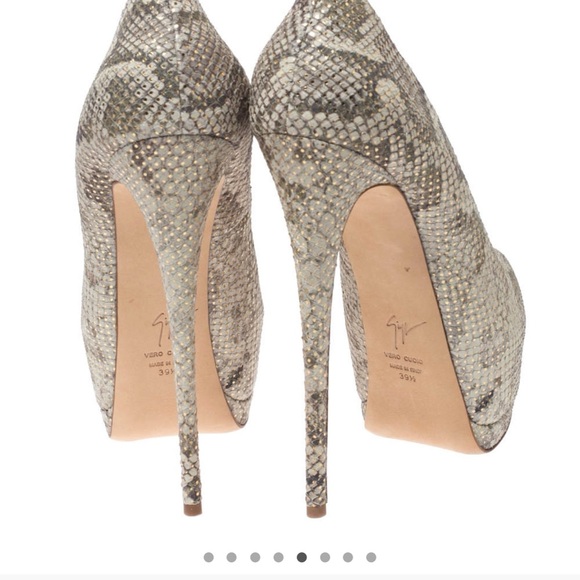 Giuseppe Zanotti Peep Toe Pumps - Picture 4 of 7